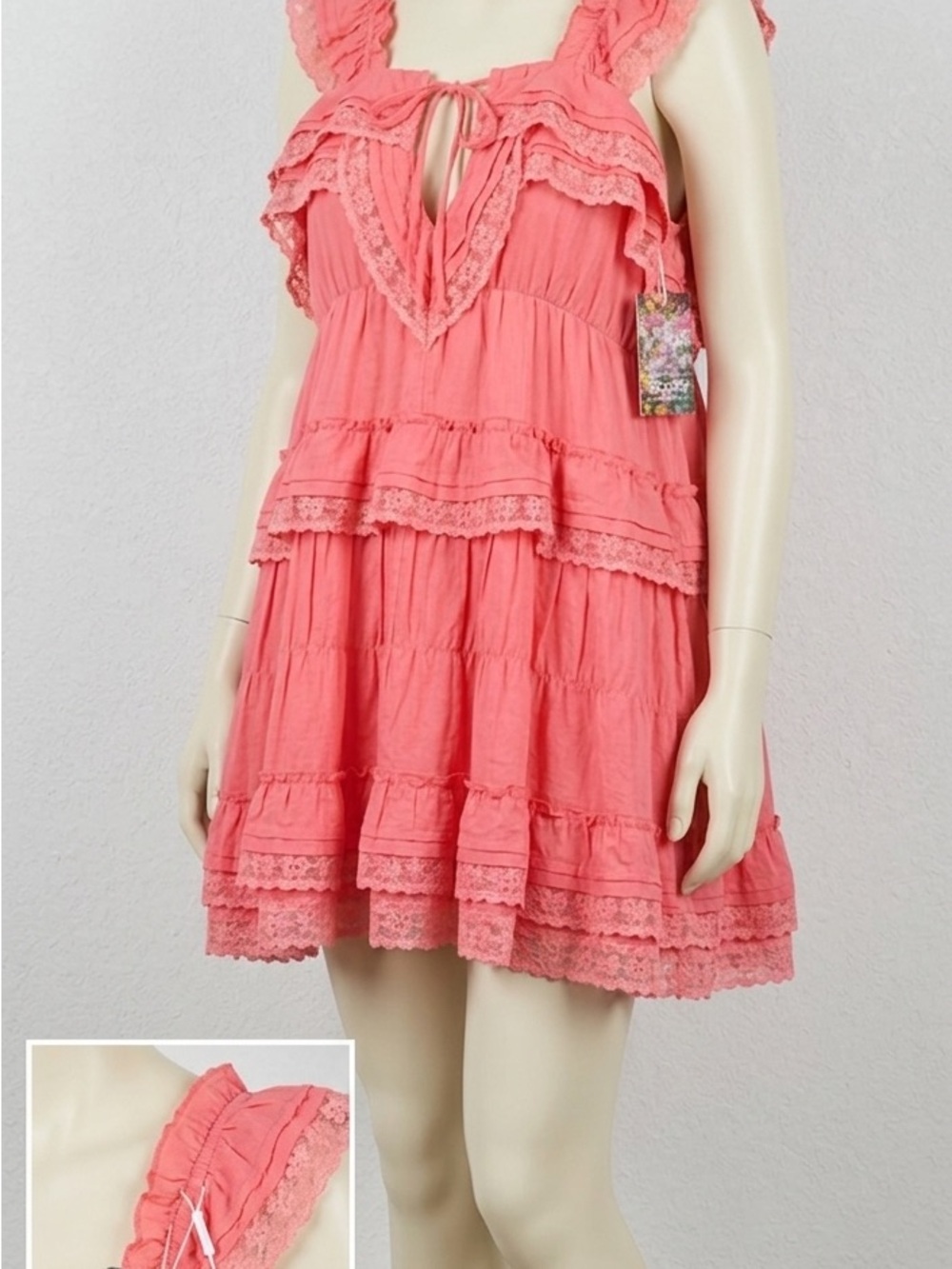 NWT Gacaky tiered ruffle dress